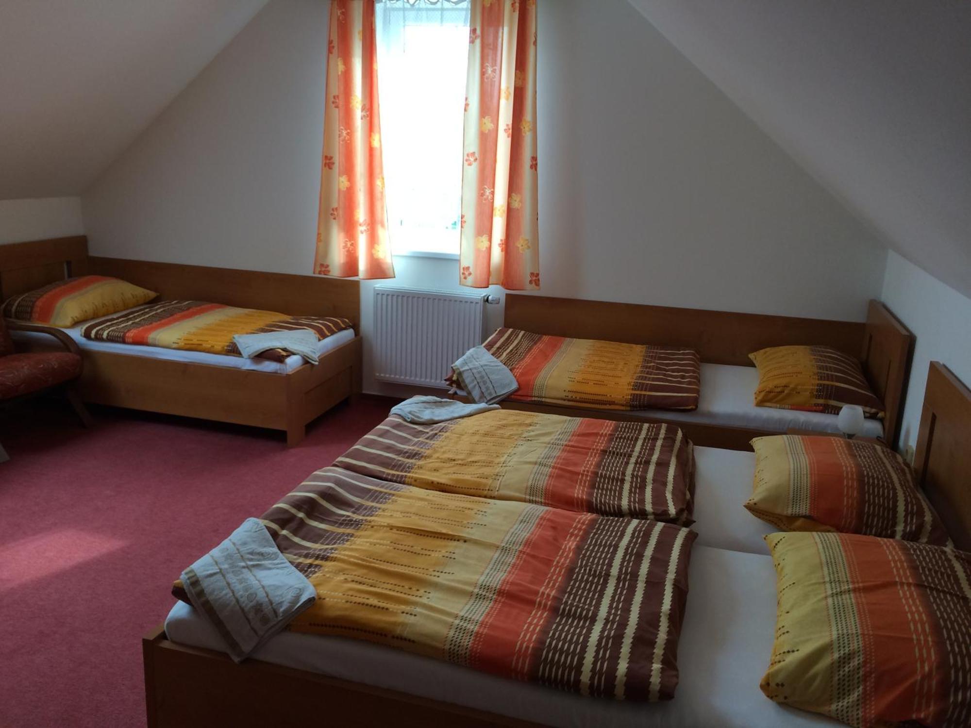 Penzion Rakovec Bukovinka Esterno foto